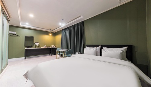 Room (Standard)