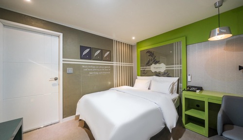 Room (Standard B)