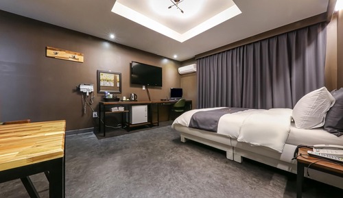 Room (Semi-Special Room (1PC OTT))