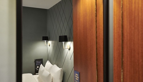 Room (Premium (Couple PC OTT 5 types availa)