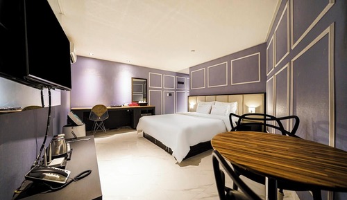 Room (For walking only (standard deluxe ran)