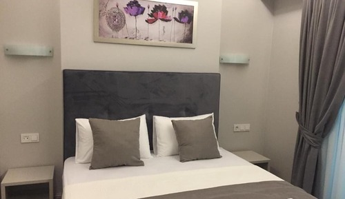 Habitación Deluxe, 1 cama de matrimonio, no fumadores, vistas al jardín