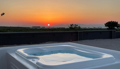 Apartamento superior, baño privado, vistas parciales al mar (Nixteri Anemi Vine Villa )