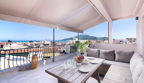 Apartamento junior, terraza, vistas al mar