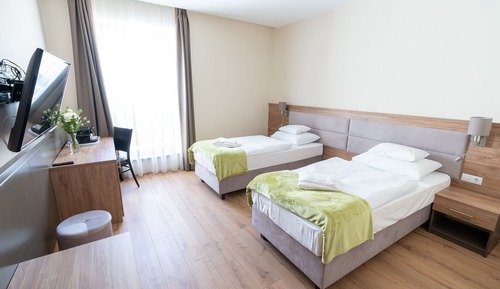 Habitación estándar con 1 cama doble o 2 individuales