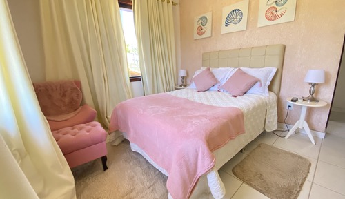 Habitación superior con 1 cama doble o 2 individuales