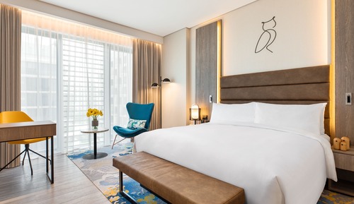 Habitación Deluxe, 1 cama de matrimonio grande, vistas a la ciudad