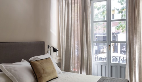Apartamento de lujo, 1 cama de matrimonio grande, en esquina