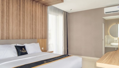 Habitación Deluxe doble, 1 cama de matrimonio grande, vistas a la ciudad