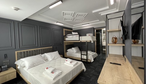 Habitación cuádruple estándar