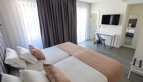 Habitación Deluxe con 1 cama doble o 2 individuales