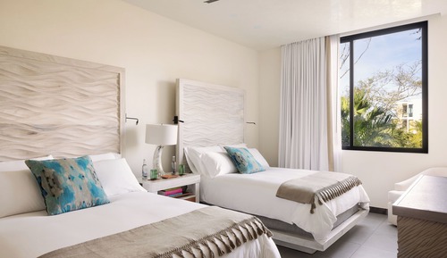 Habitación, varias camas, frente al mar (Cliffside Residence Pool Beach Access)