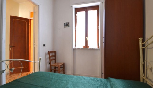 Apartamento, 2 habitaciones, fumadores, balcón