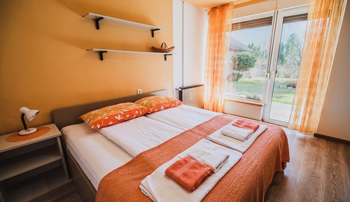Apartamento (Two bedroom apartment Rombon Brdo)
