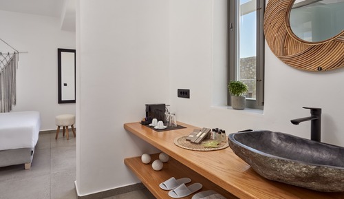 Habitación doble, vistas al mar (Ionic)