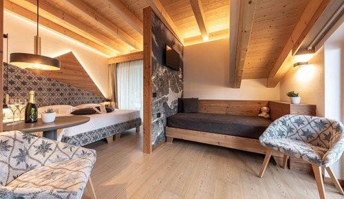 Habitación triple Royal