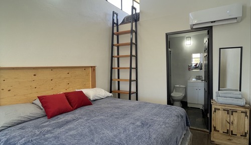 Habitación estándar, varias camas, en una planta alta