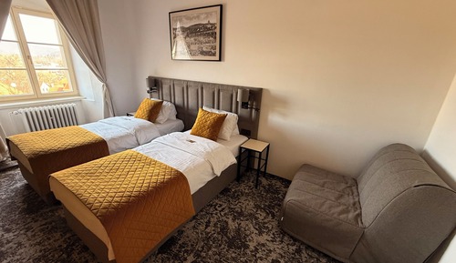 Habitación doble (extra bed)