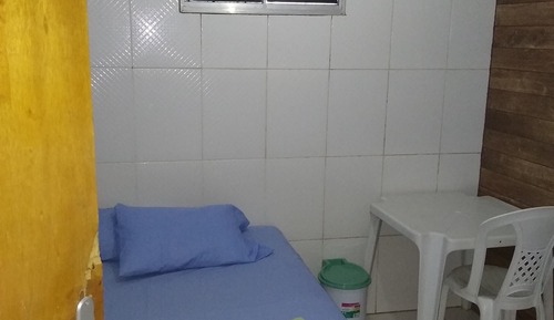 Habitación individual económica, baño privado