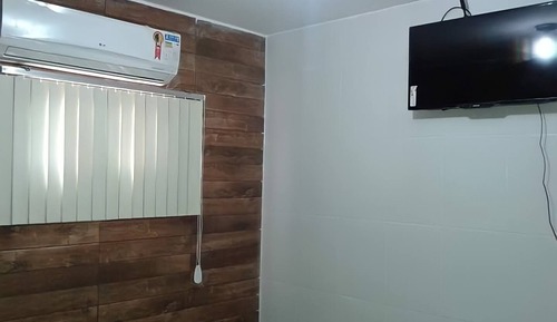 Habitación económica con 2 camas individuales, baño privado