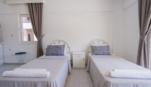 Standard Twin Room, Garden View