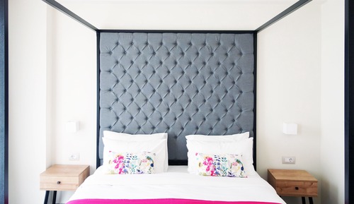 Habitación junior con 1 cama doble o 2 individuales