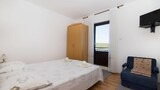 Apartment (Jakša - close to the sea & free park)
