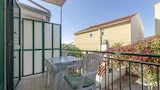 Studio (Neda - 150 M from pebble beach - SA3()