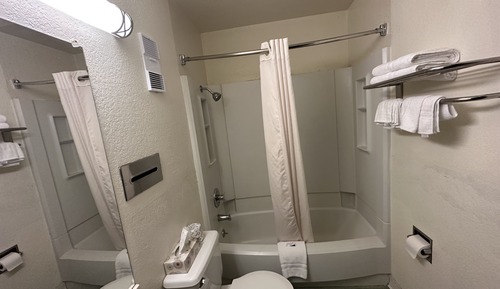 Habitación económica doble, 2 camas de matrimonio, no fumadores