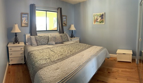 Suite Deluxe (Second Floor Only)