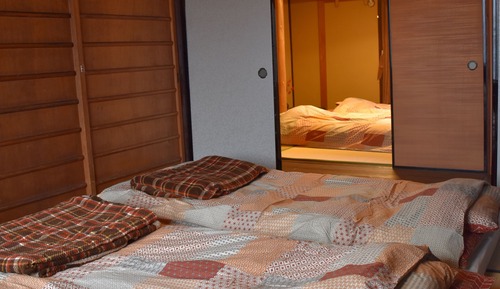 Apartamento (Nishioji Kado)