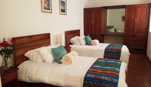 Standard Twin Room