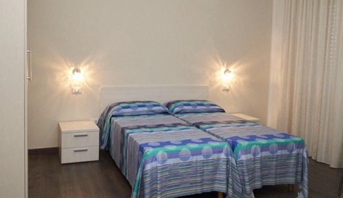 Habitación con 2 camas individuales