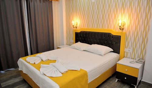 Habitación estándar con 1 cama doble o 2 individuales