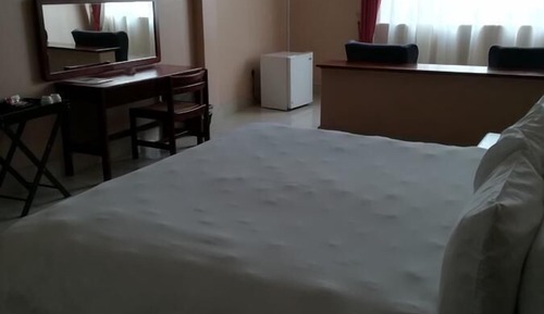Habitación estándar con 2 camas individuales, vistas al puerto