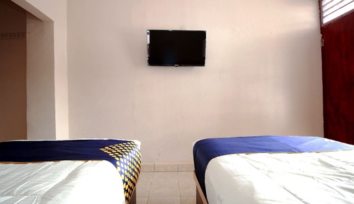 Habitación económica con 2 camas individuales