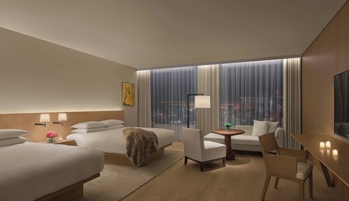 Habitación Premier, 2 camas de matrimonio, vistas a la ciudad
