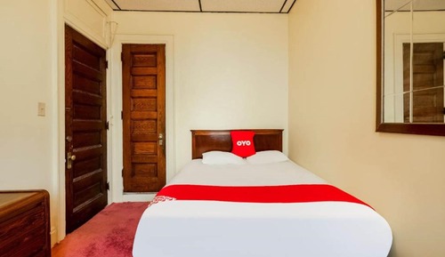 Habitación, 1 cama de matrimonio, baño compartido
