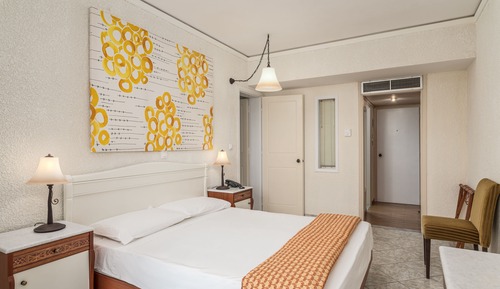 Habitación con 1 cama doble o 2 individuales