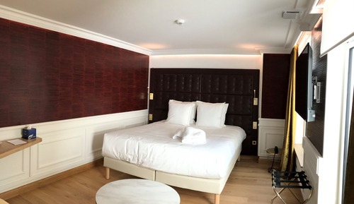 Suite, bañera de hidromasaje