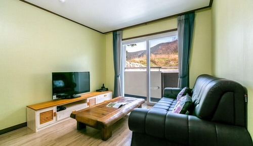 Habitación (Castle-dong 301)