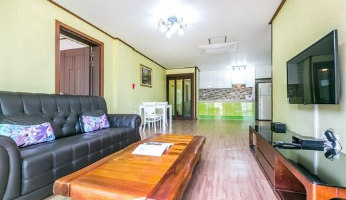 Habitación (Castle-dong 302)