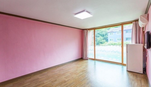 Room (Rent Entire House)