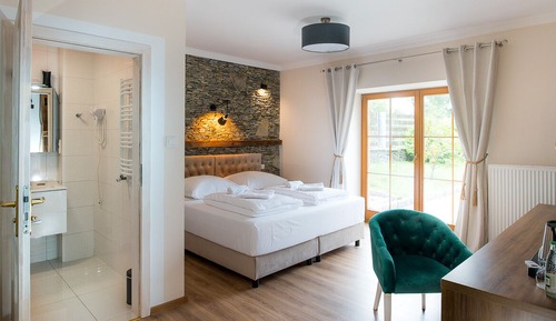 Habitación superior con 1 cama doble o 2 individuales