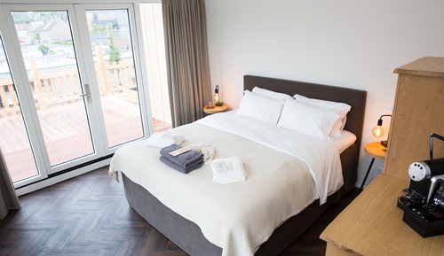 Habitación Deluxe doble, 1 cama de matrimonio grande, balcón