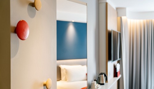 Habitación estándar, 1 cama de matrimonio, vistas a la ciudad (Top Floor)