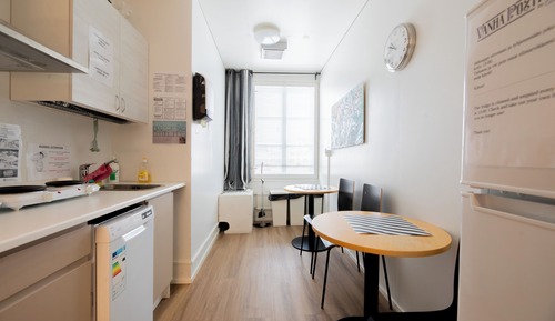 Habitación básica doble, baño compartido