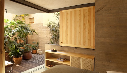 Habitación, patio