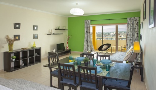 Apartamento, 2 habitaciones, balcón