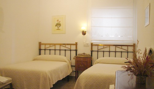 Twin Room, 2 Twin Beds (4)